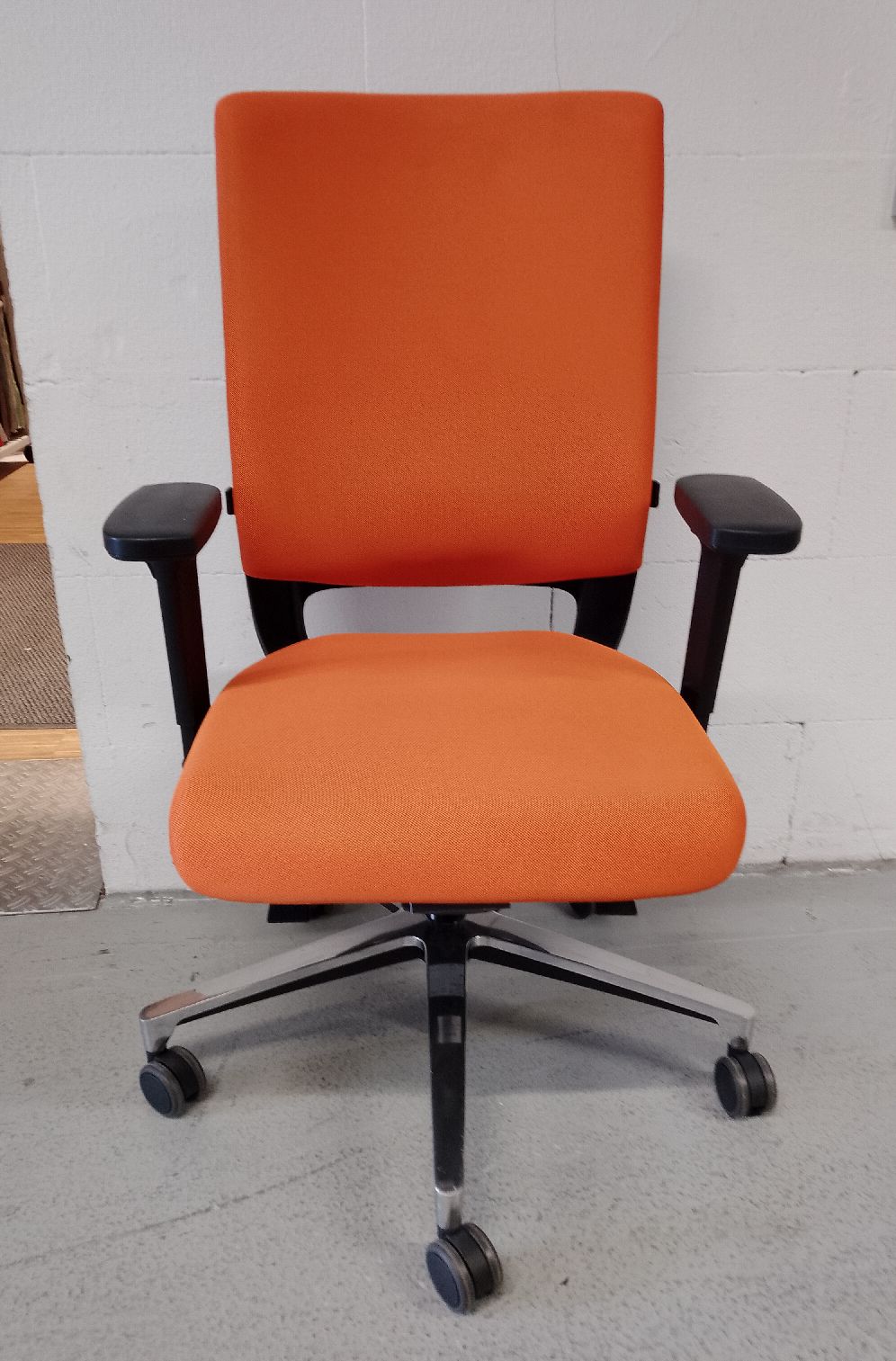 Mera chaise de bureau Klöber MEUBLE D'EXPOSITION / MOBILIER D'OCCASION