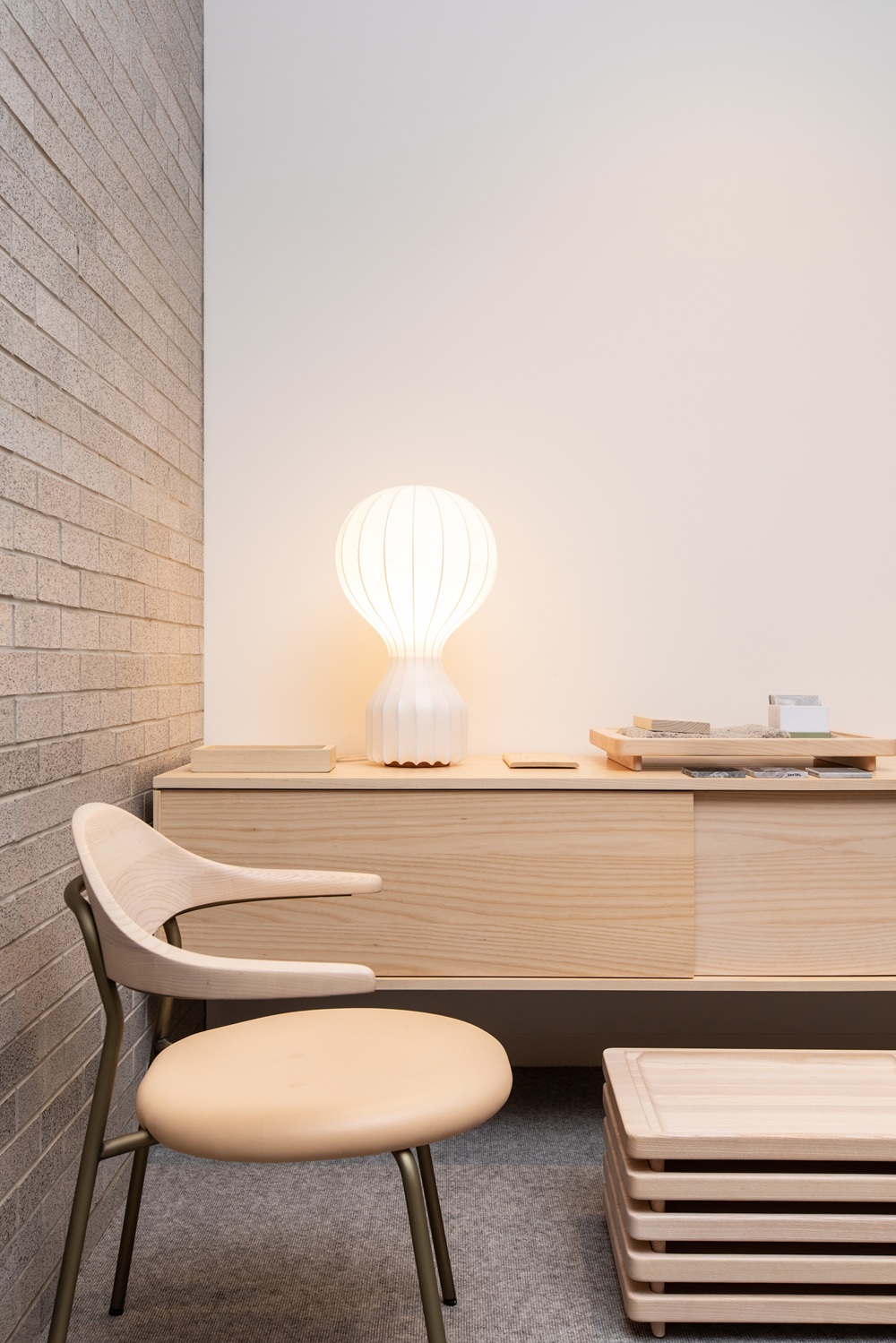 Gatto Table lamp Lampe de table / Lampadaire Flos