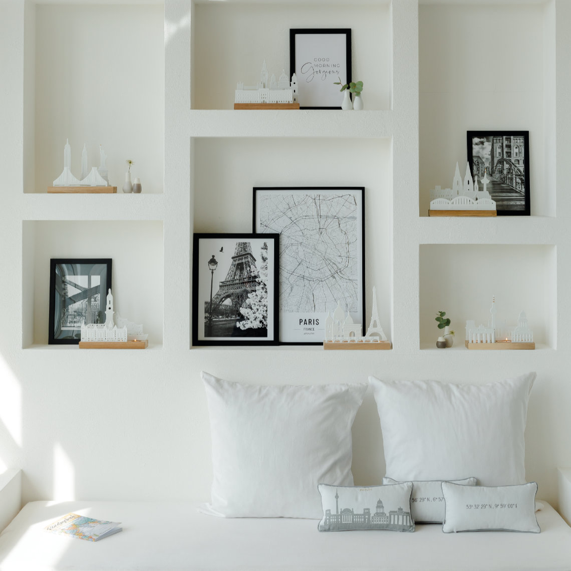 Objet lumineux Silhouette de la ville de Berlin Räder