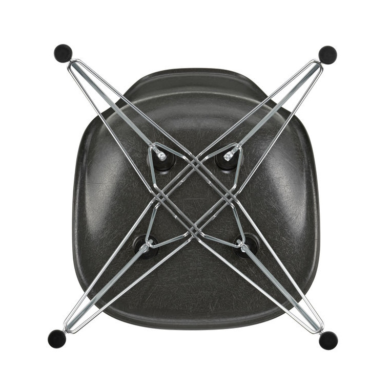 Eames Fiberglass Chair DSR chaise Vitra
