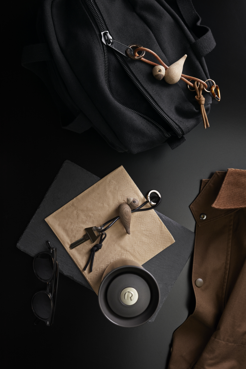 Oiseau chêne argenté métal pendentif avec cuir noir Kay Bojesen 