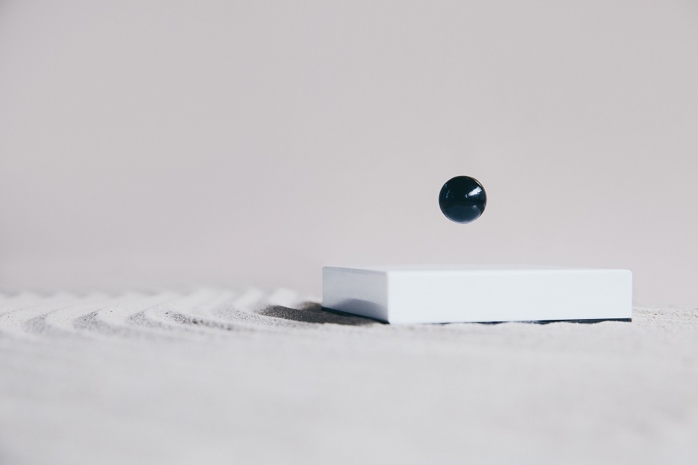 Flyte Buda Ball Accessoire Base blanc / Boule noire Klein & More OFFRE SPECIALE