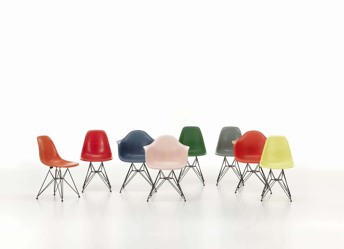 Eames Fiberglass Chair DSR chaise Vitra