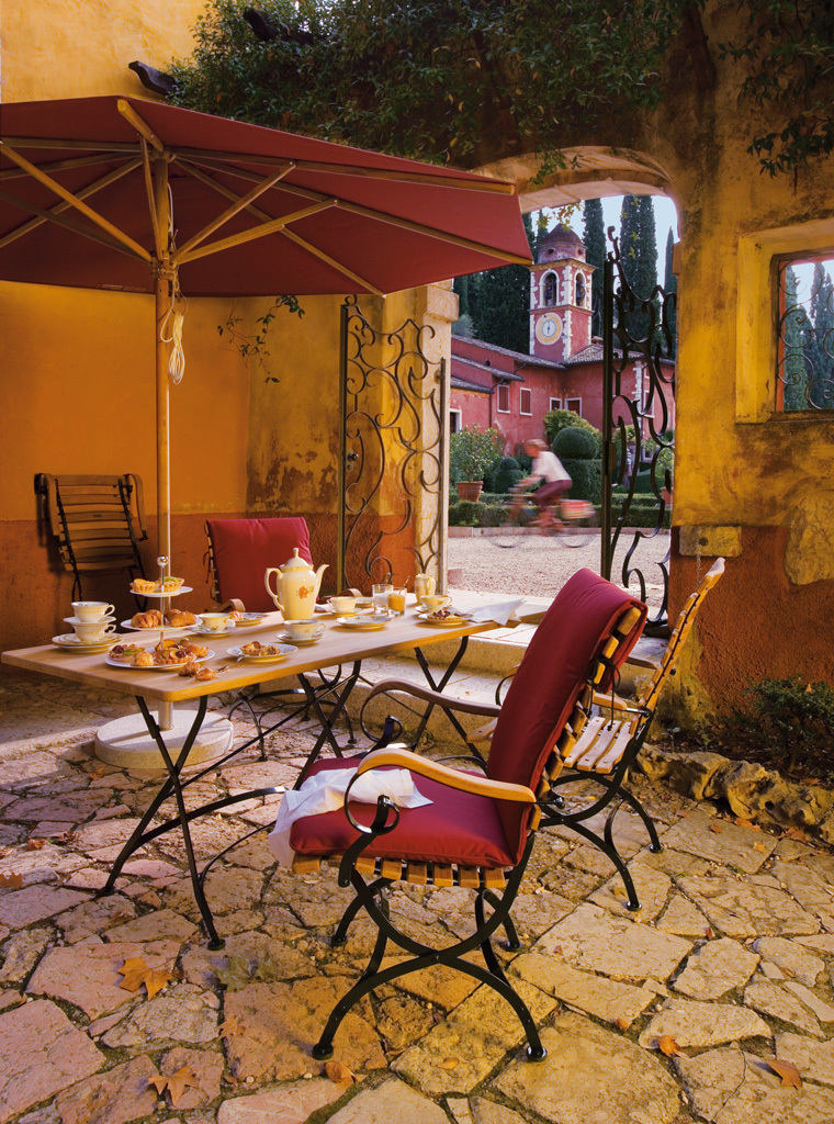Weishäupl Classic Armchair Sessel, klappbar mit Armlehnen, dunkelgrün, für Garten und Terrasse.