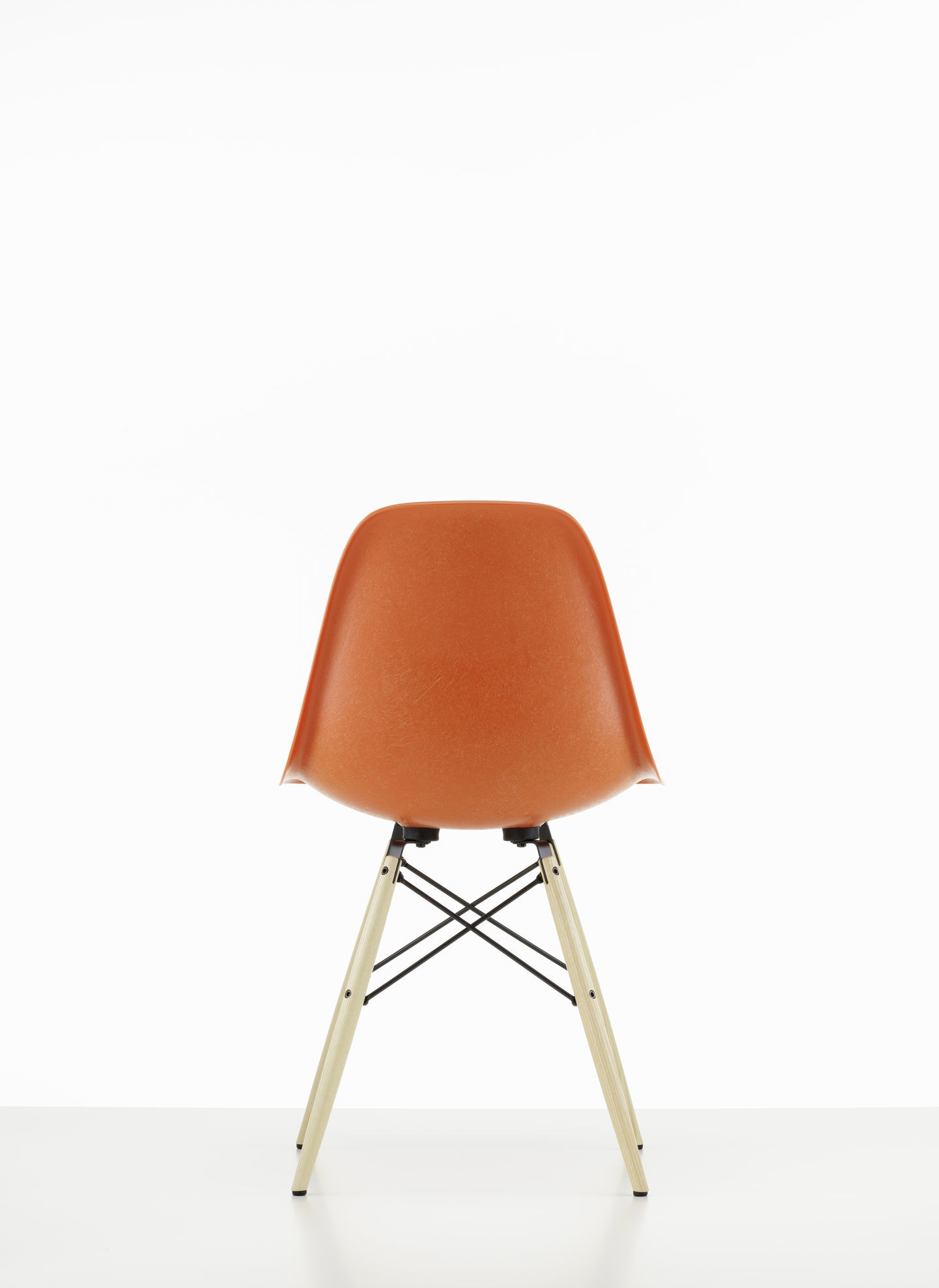 Eames Fiberglass Chair DSW chaise Vitra
