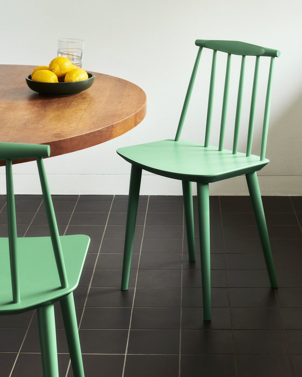 Triangle Leg Table Table à manger Hay Triangle Leg Table Table à manger Hay