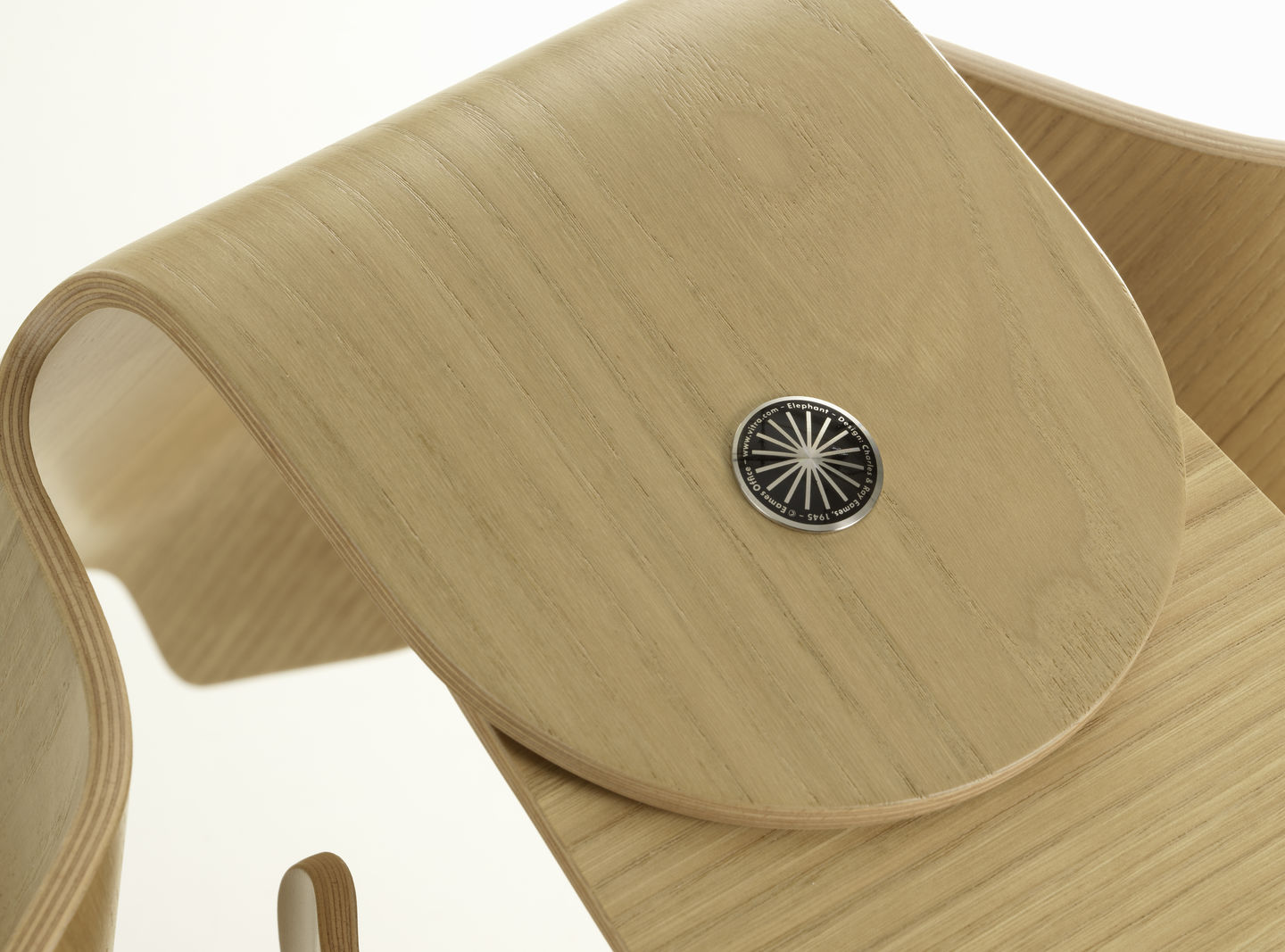 Eames Elephant Plywood tabouret Vitra NOUVELLE VERSION