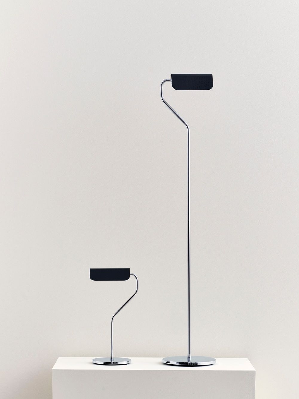 Apex Table Lamp Oyster Lampe de table Hay