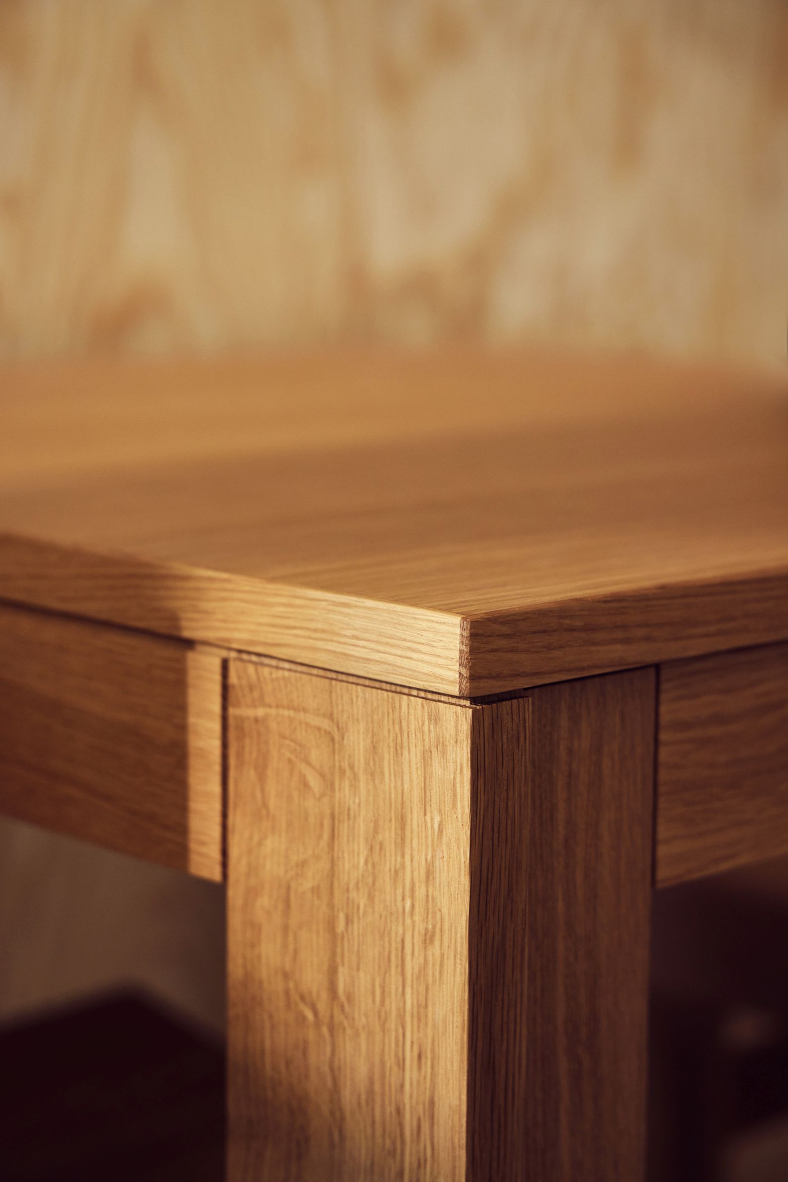 Element Table 70 x 70cm Form & Refine