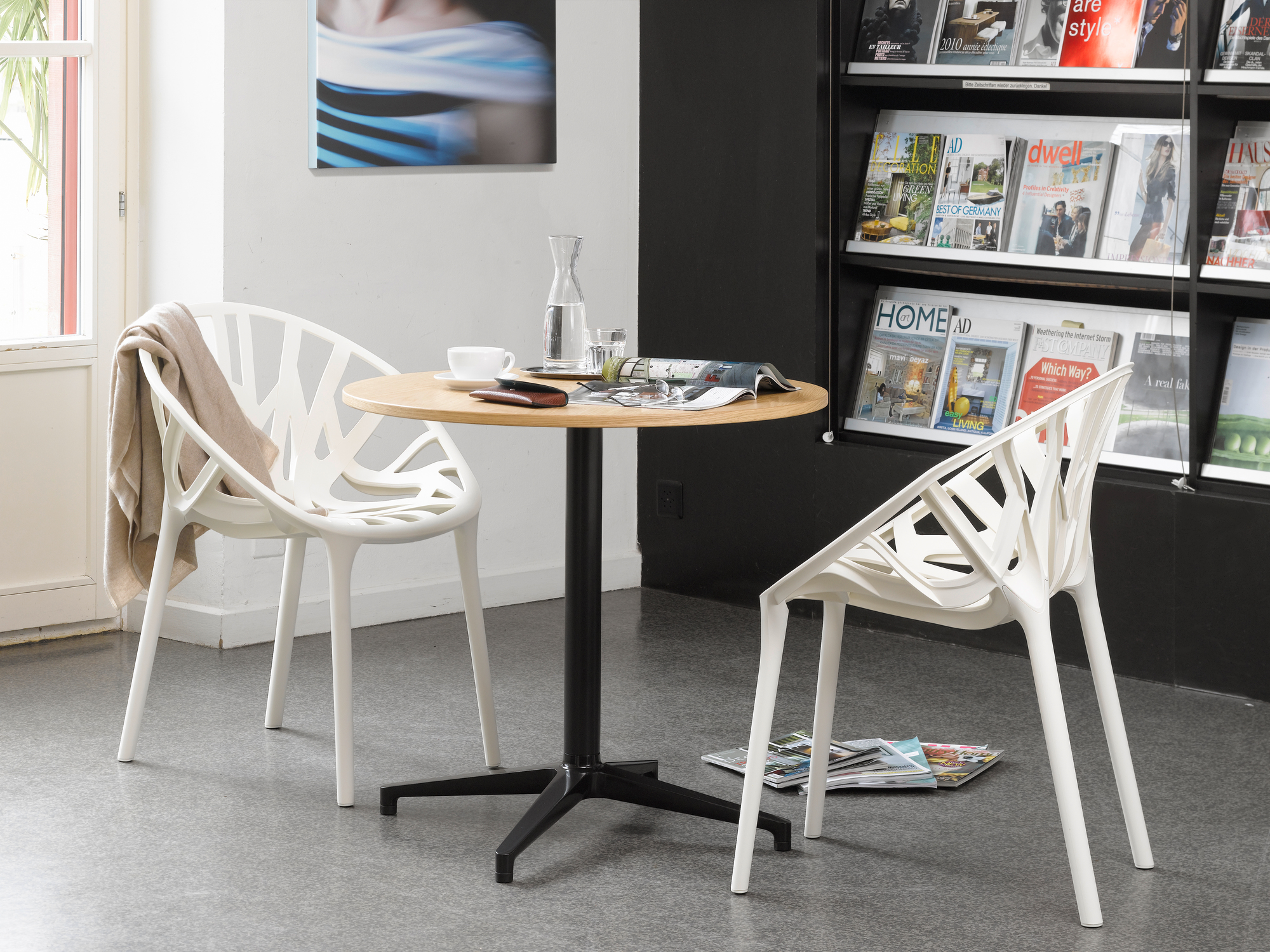 Bistro Table ronde Indoor Ø 79,6 cm Vitra
