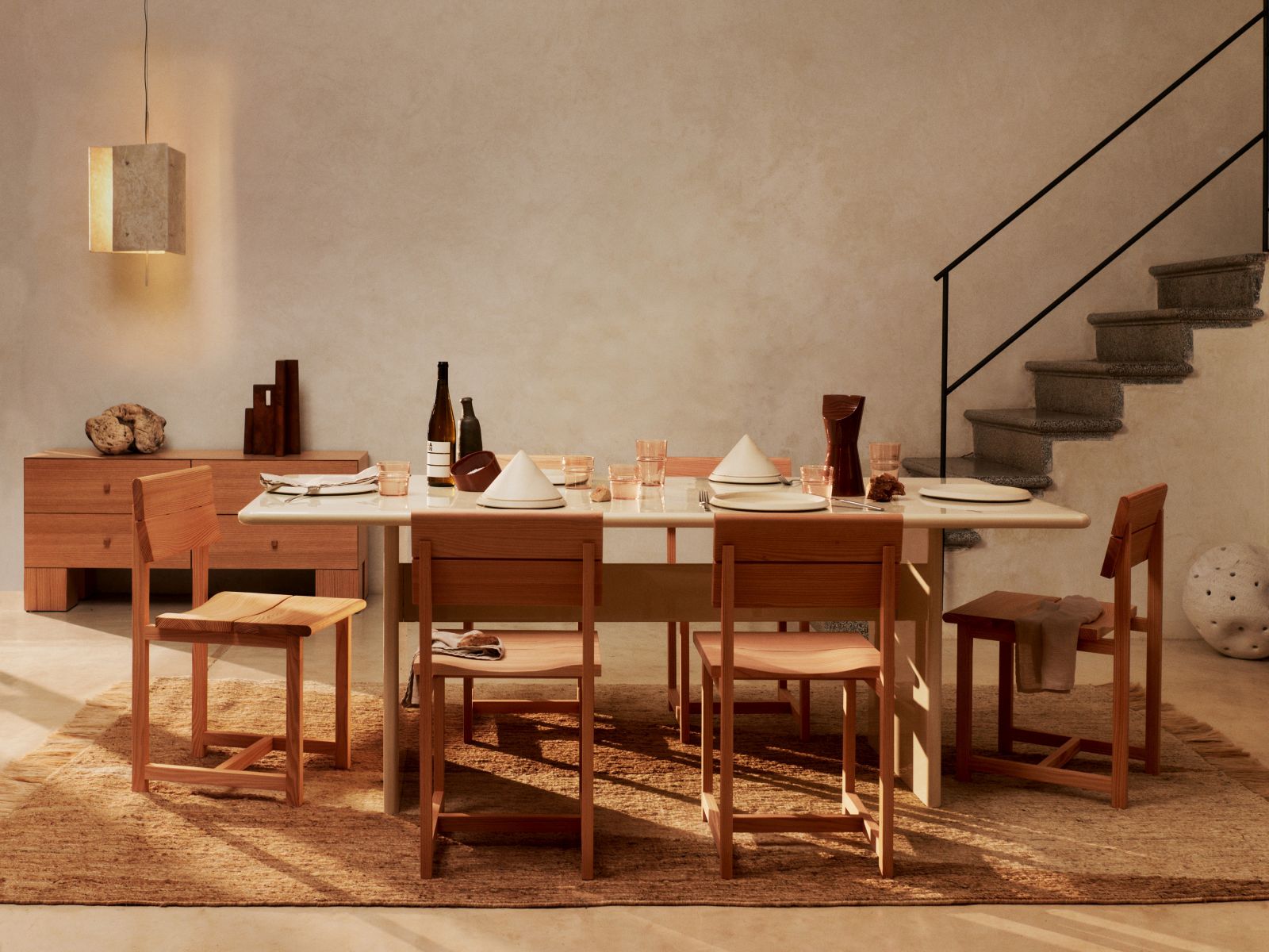 Visit Chaise de salle à manger Ferm Living