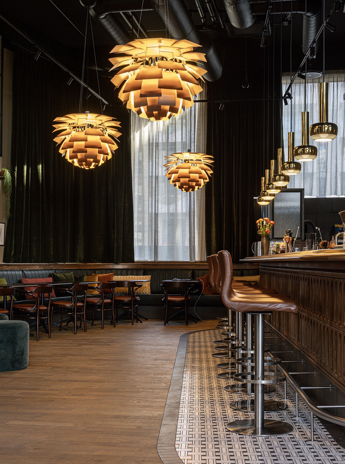 PH Artichoke Pendent light Louis Poulsen