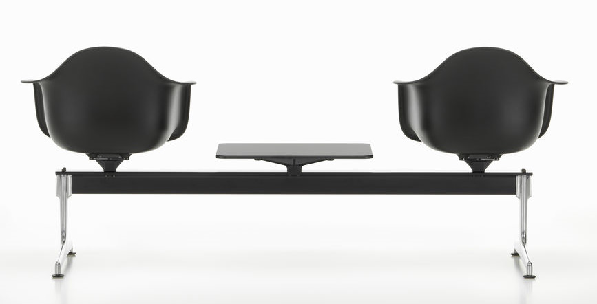 Eames Plastic Armchair RE sur traverse Vitra