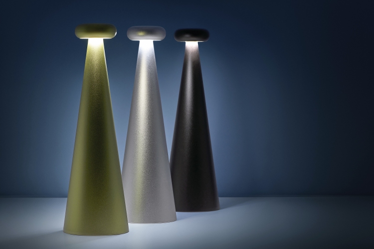 AST02 Bedin lampe de table Alessi AST02 Bedin lampe de table Alessi