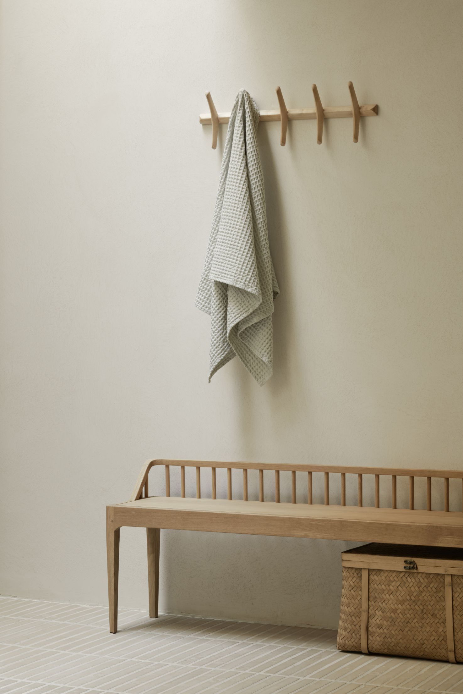 PI Porte-manteau mural Ethnicraft