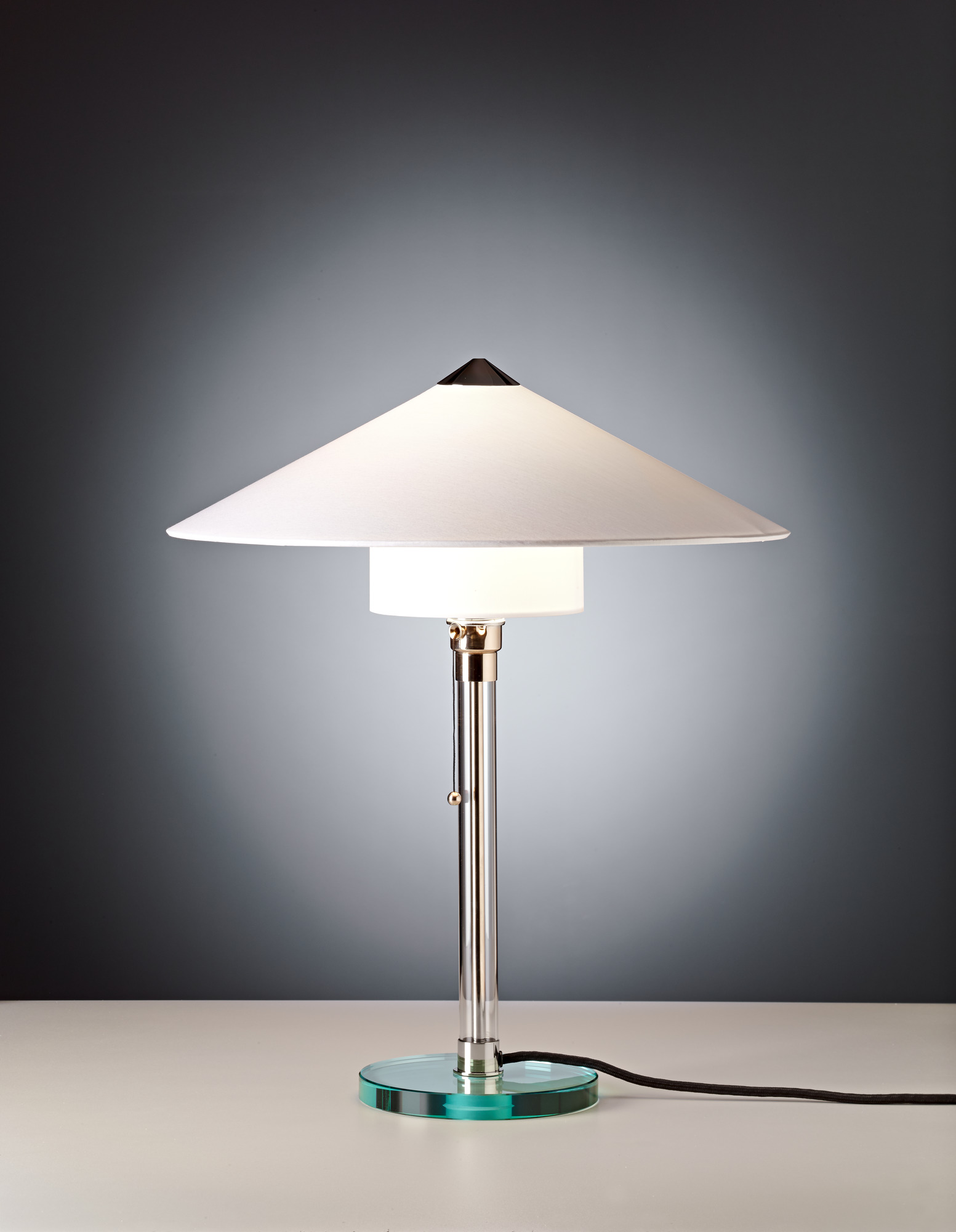 Wagenfeld WG27 Lampe de table Tecnolumen