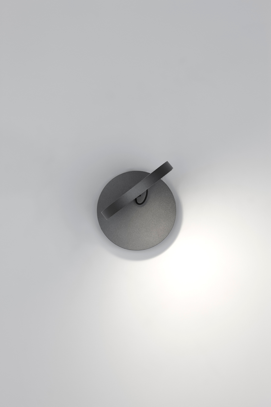 Demetra Faretto Applique murale sans interrupteur gris anthracite Artemide OFFRE SPECIALE