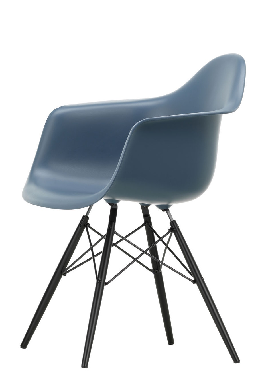 Eames Plastic Arm Chair DAW Chaise Vitra