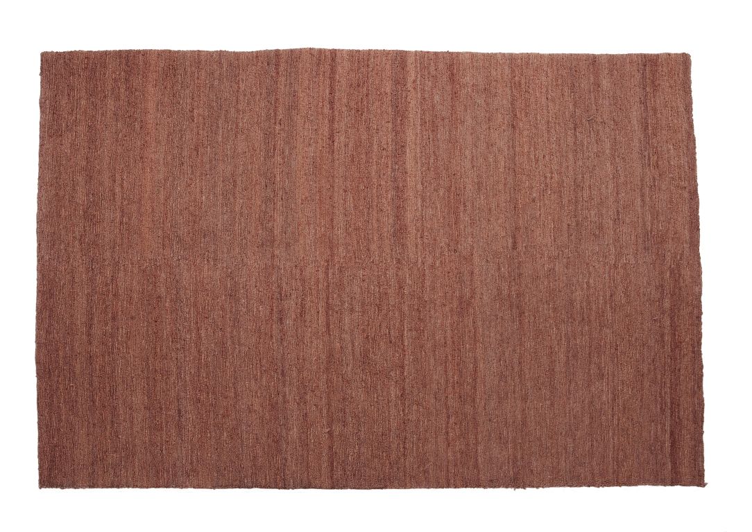Nanimarquina Earth Rug Teppich in Terracotta, 200x300cm. Detailaufnahme des gewebten Teppichs.