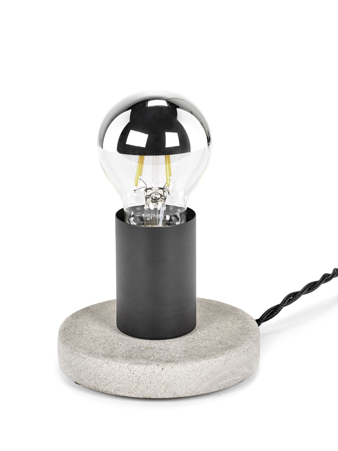 Essentials KVG Nr. 19 - 01 Lampe de table Serax OFFRE SPECIALE
