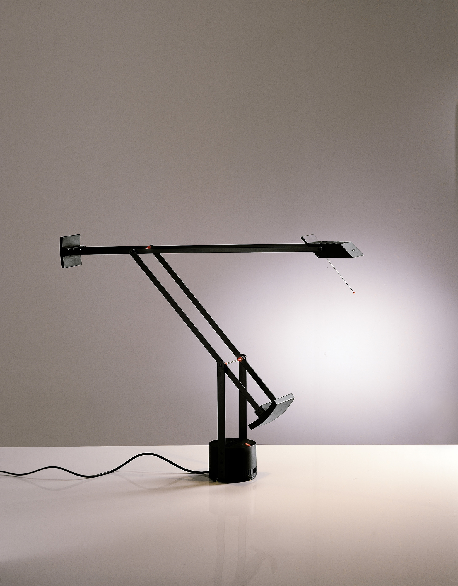 Tizio Micro Lampe de table noir Artemide