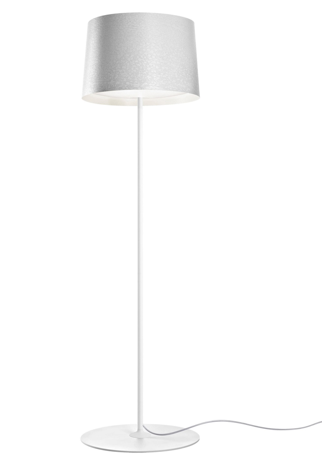 Weiße Twiggy Lettura Stehleuchte von Foscarini mit rundem Lampenschirm und filigranem Gestell für Wohnzimmer.