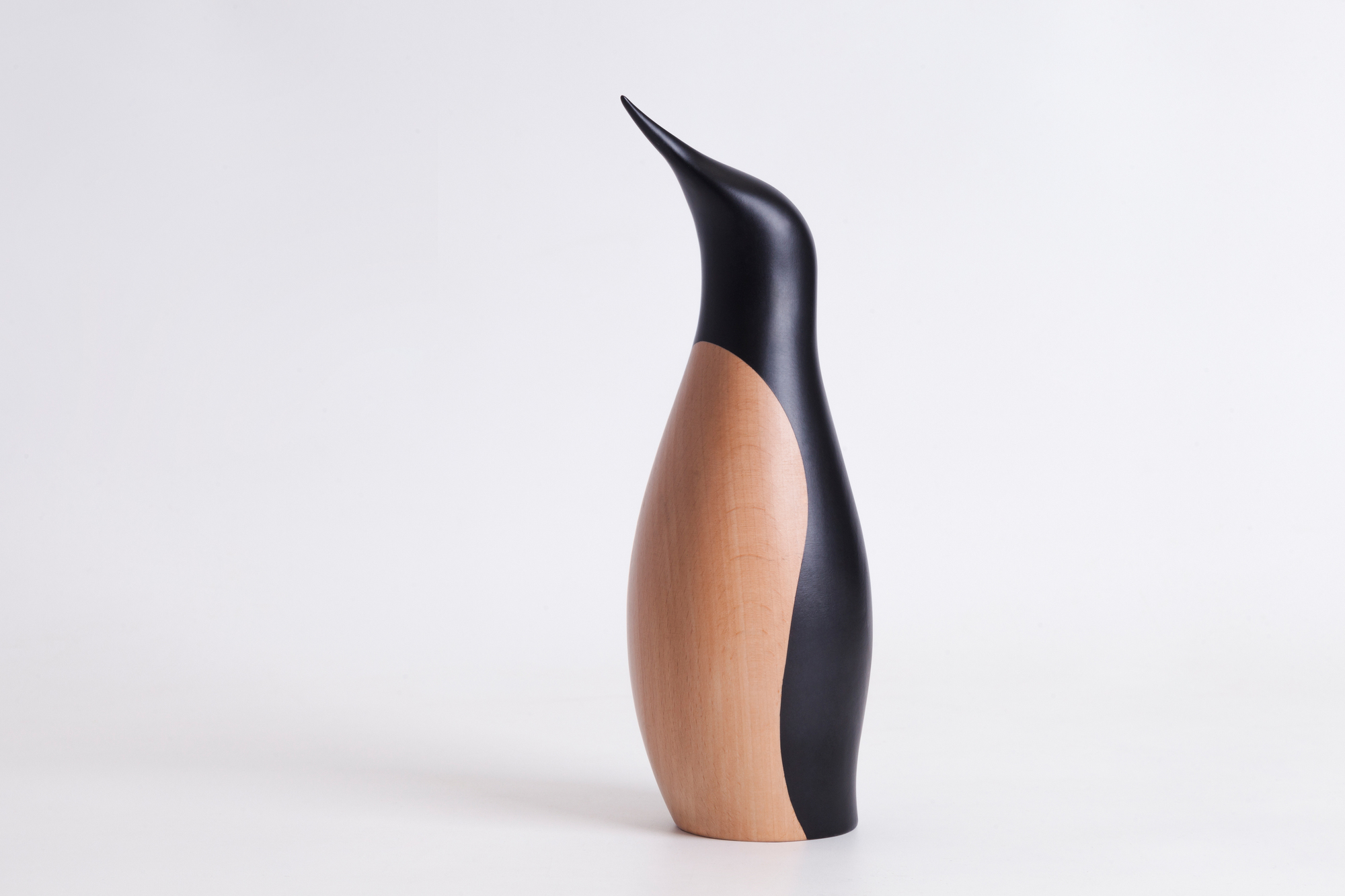 Grand pingouin figure en bois Architectmade PIÈCE UNIQUE