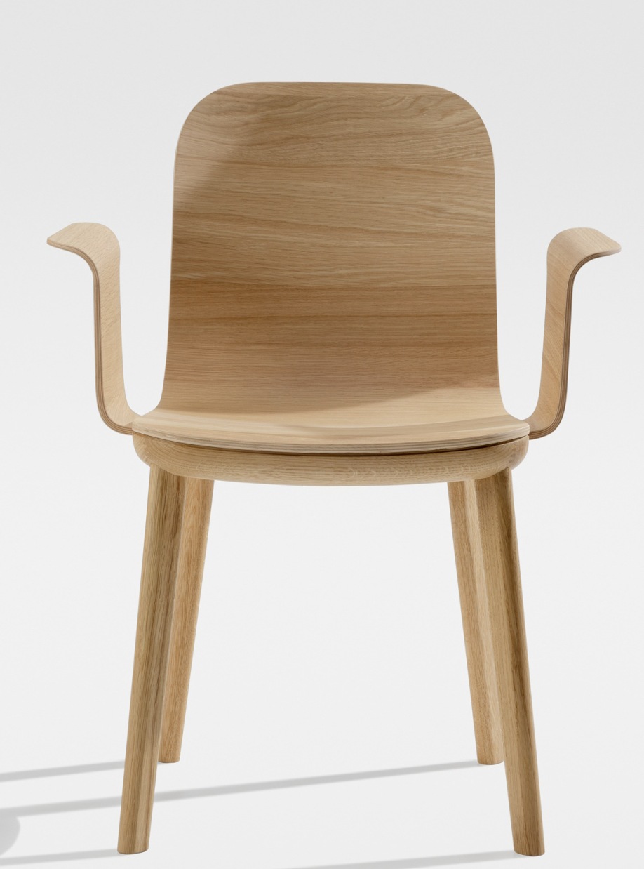 Aeon Comfort Chair chaise à accoudoirs Zeitraum Aeon Comfort Chair chaise à accoudoirs Zeitraum