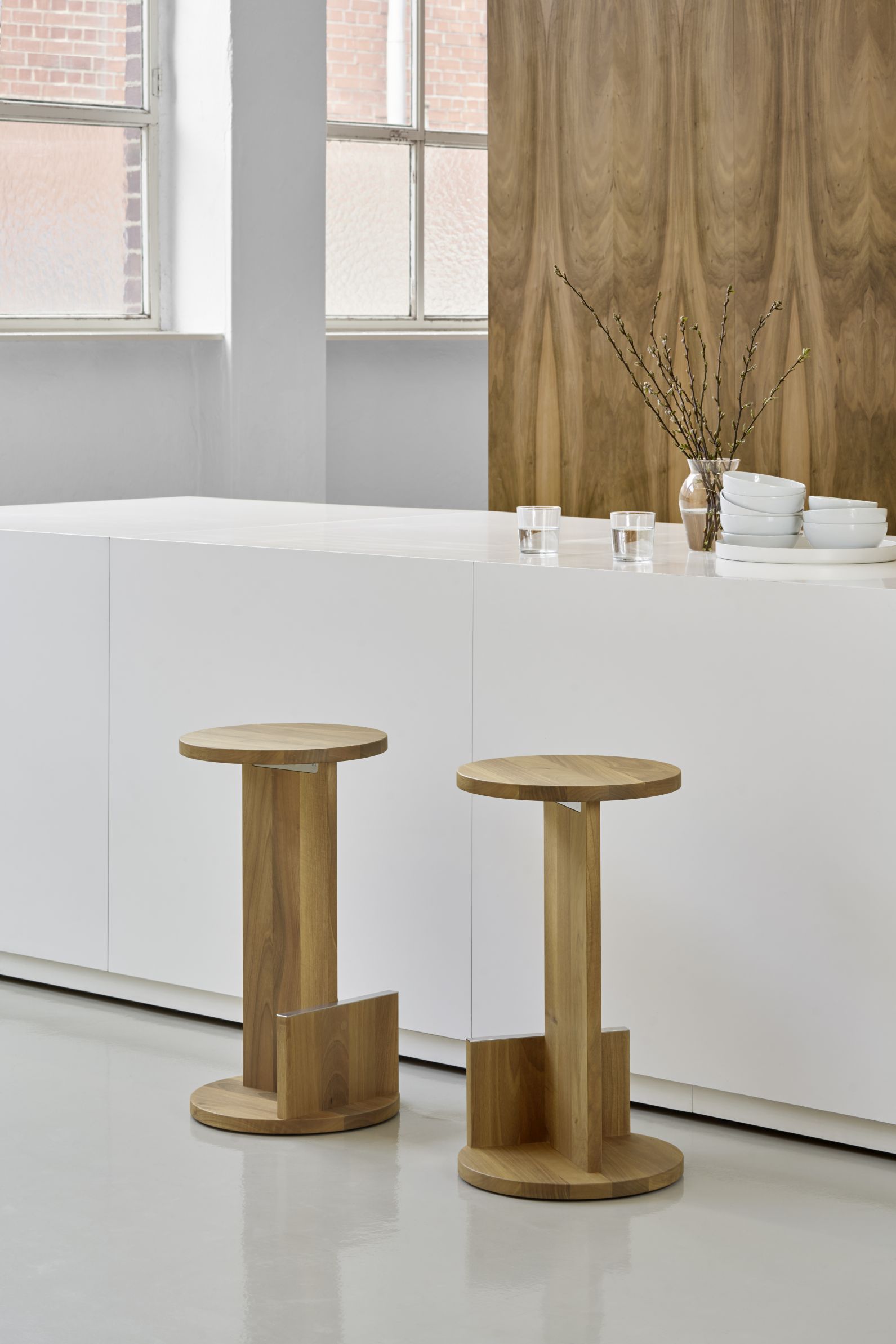 DT01 Tank Tabouret e15 