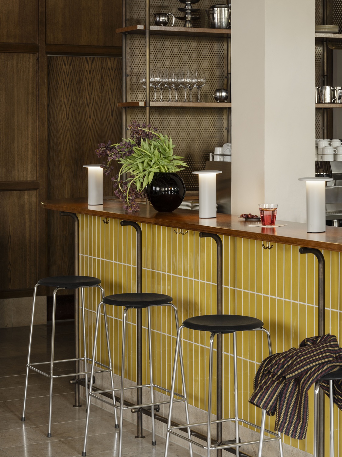 High Dot Tabouret High Fritz Hansen