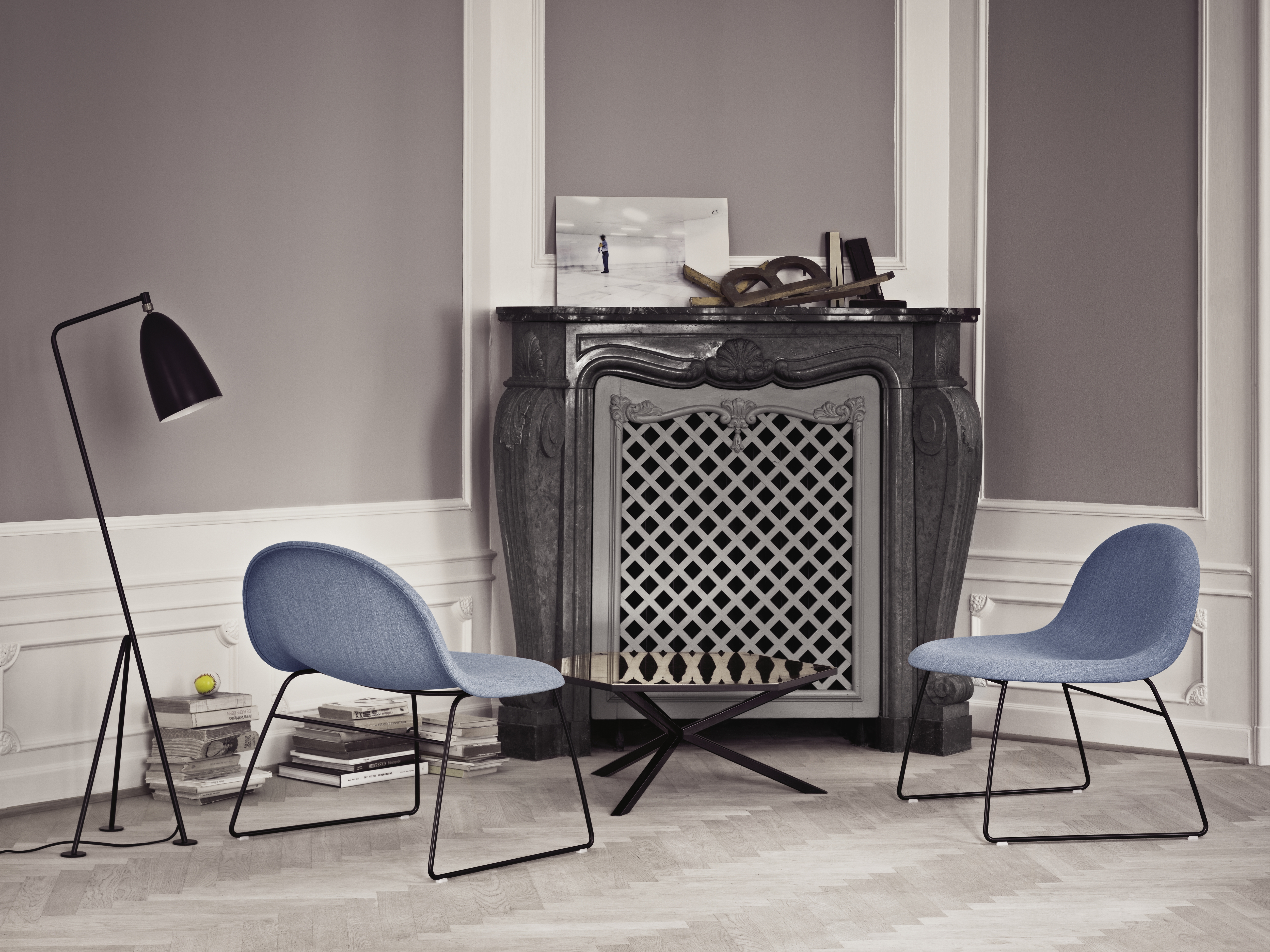 Gräshoppa / Grashoppa lampadaire Vintage Red Gubi Gräshoppa / Grashoppa lampadaire Vintage Red Gubi