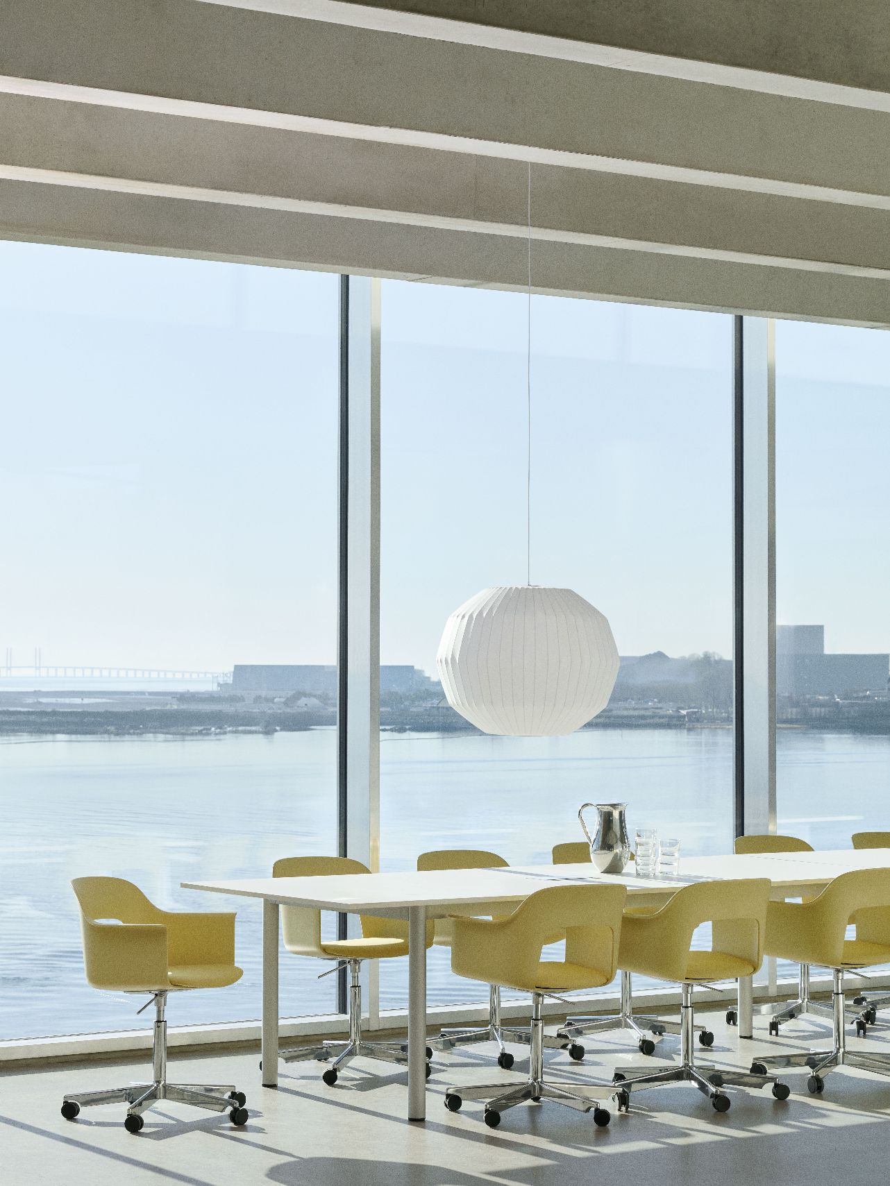 Layout Armchair 243 Fauteuil 5 pieds en étoile Hay