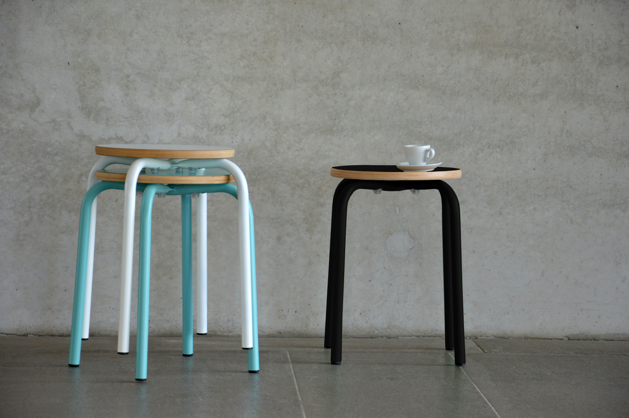 Paris Tabouret Noir Jan Kurtz