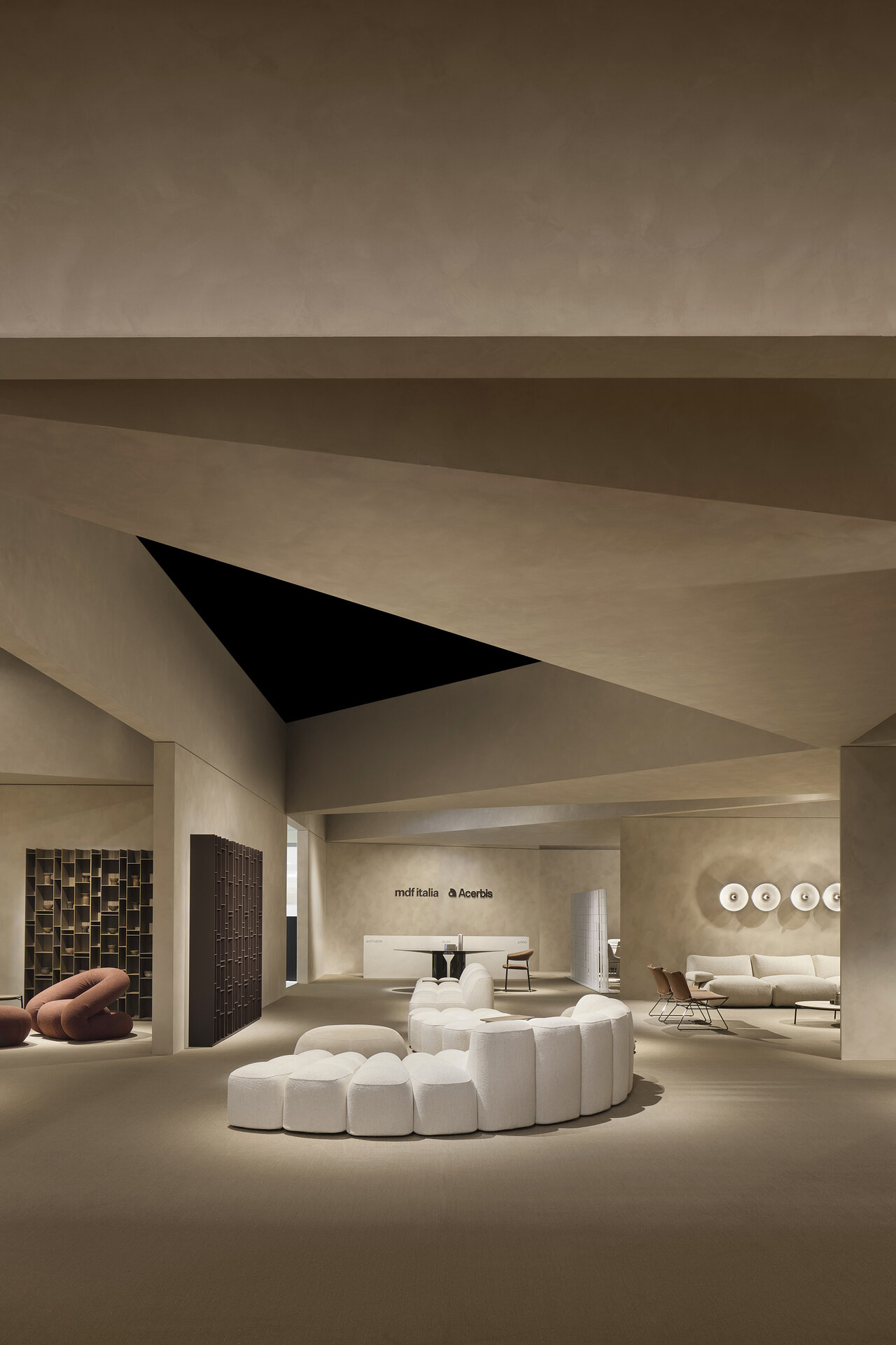 Random système d'étagère MDF Italia Random système d'étagère MDF Italia