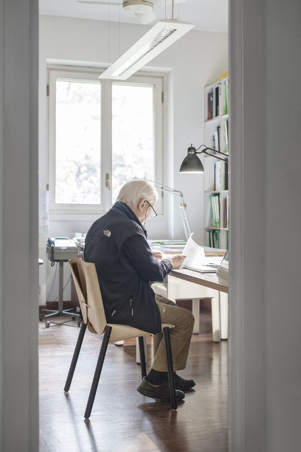 1085 Edition Chaise Kristalia