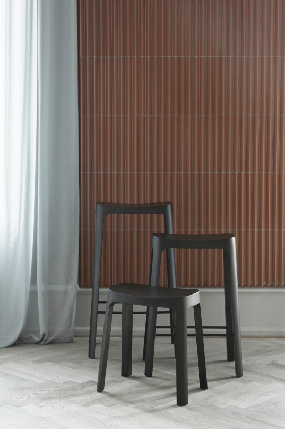 Crofton Counter Stool Tabouret de bar Please wait to be seated 