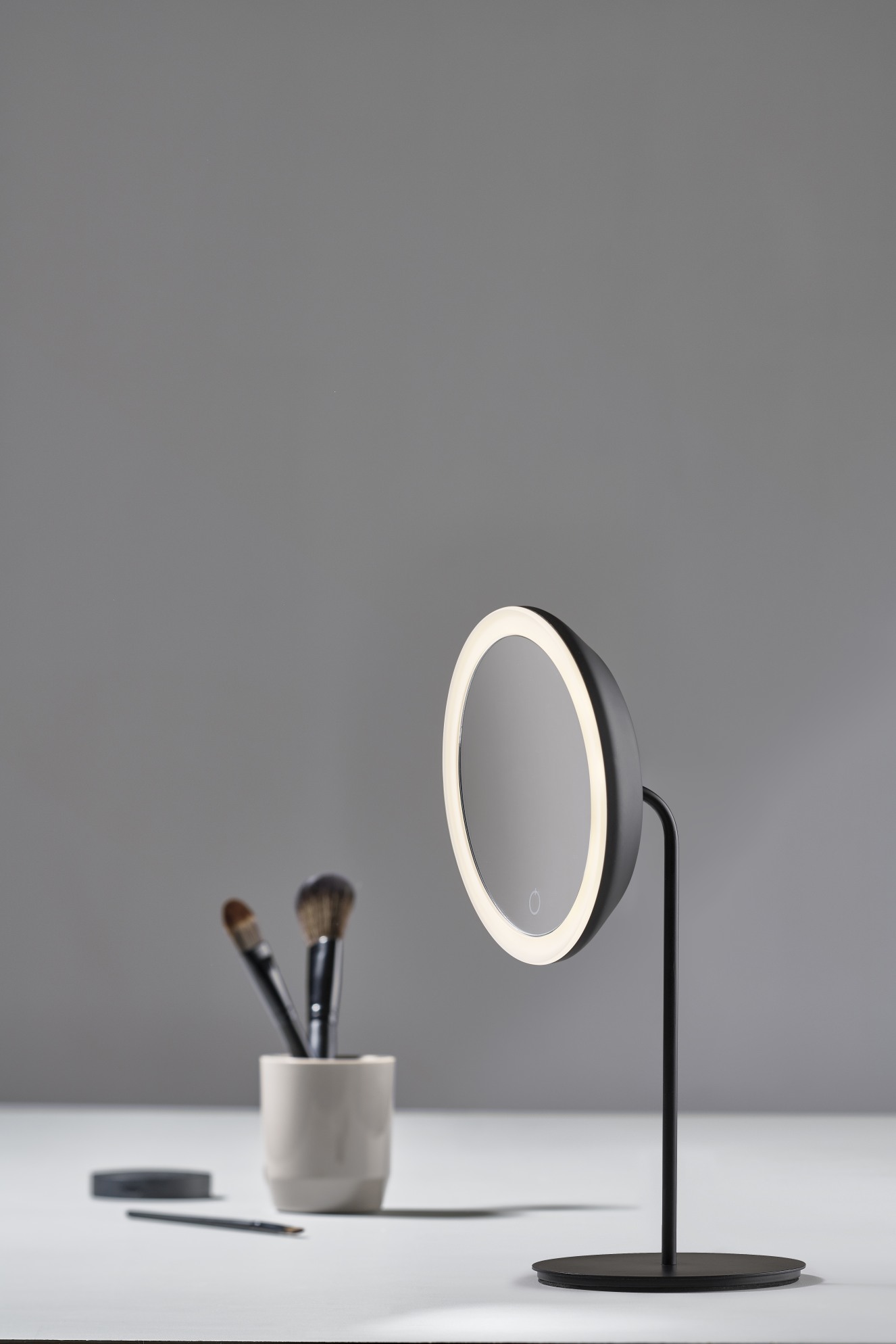 Maquiller un miroir de table avec de la lumière Zone Denmark OFFRE SPECIALE