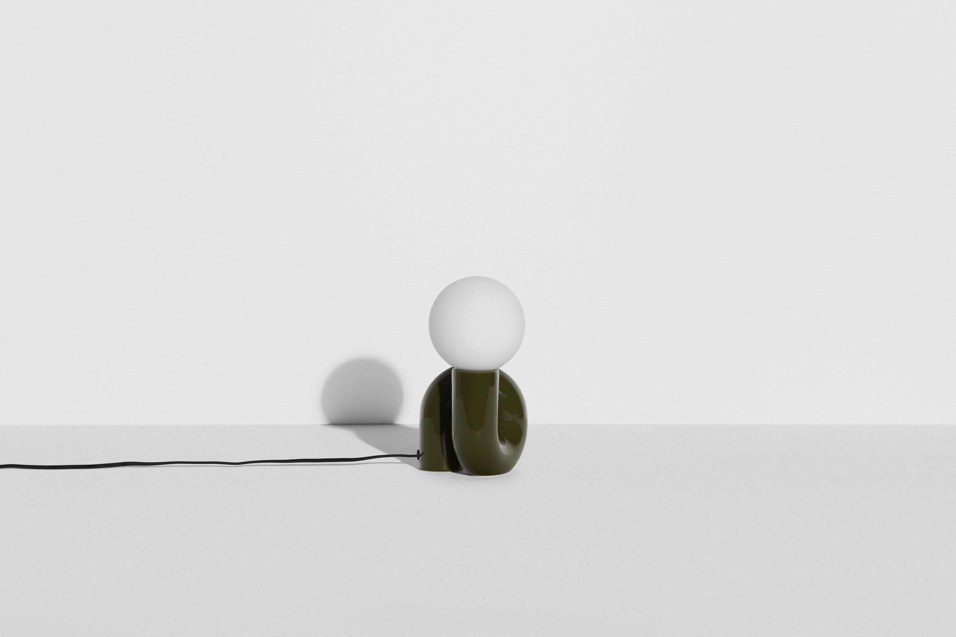 Neotenic Small Table lamp Lampe de table petite Petite Friture