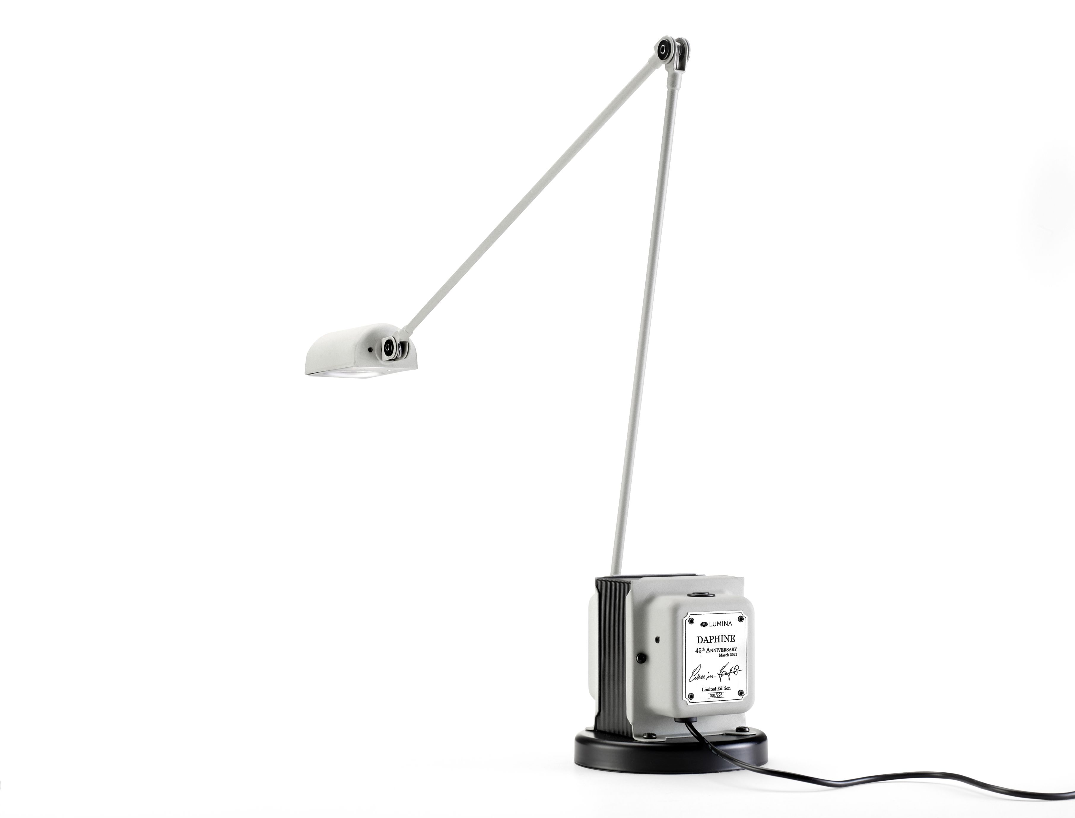 Daphine Special 45th Anniversary LED lampe de table LIMITED EDITION Lumina OFFRE SPECIALE
