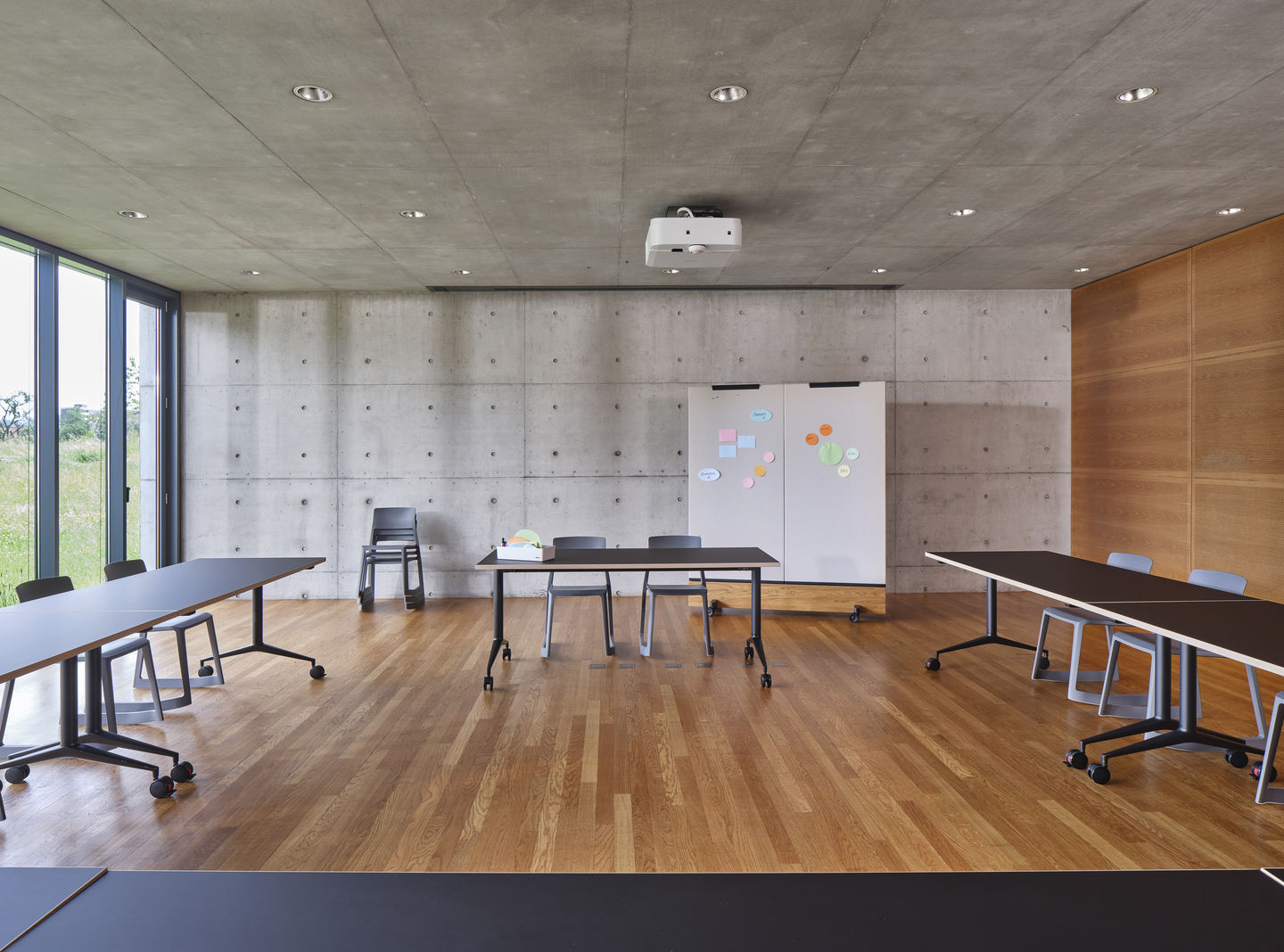 MedaMorph Folding Table Table pliante / de travail Vitra
