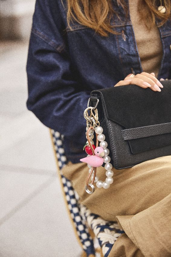 Oiseau rose Porte-clés métal argenté avec cuir naturel Kay Bojesen