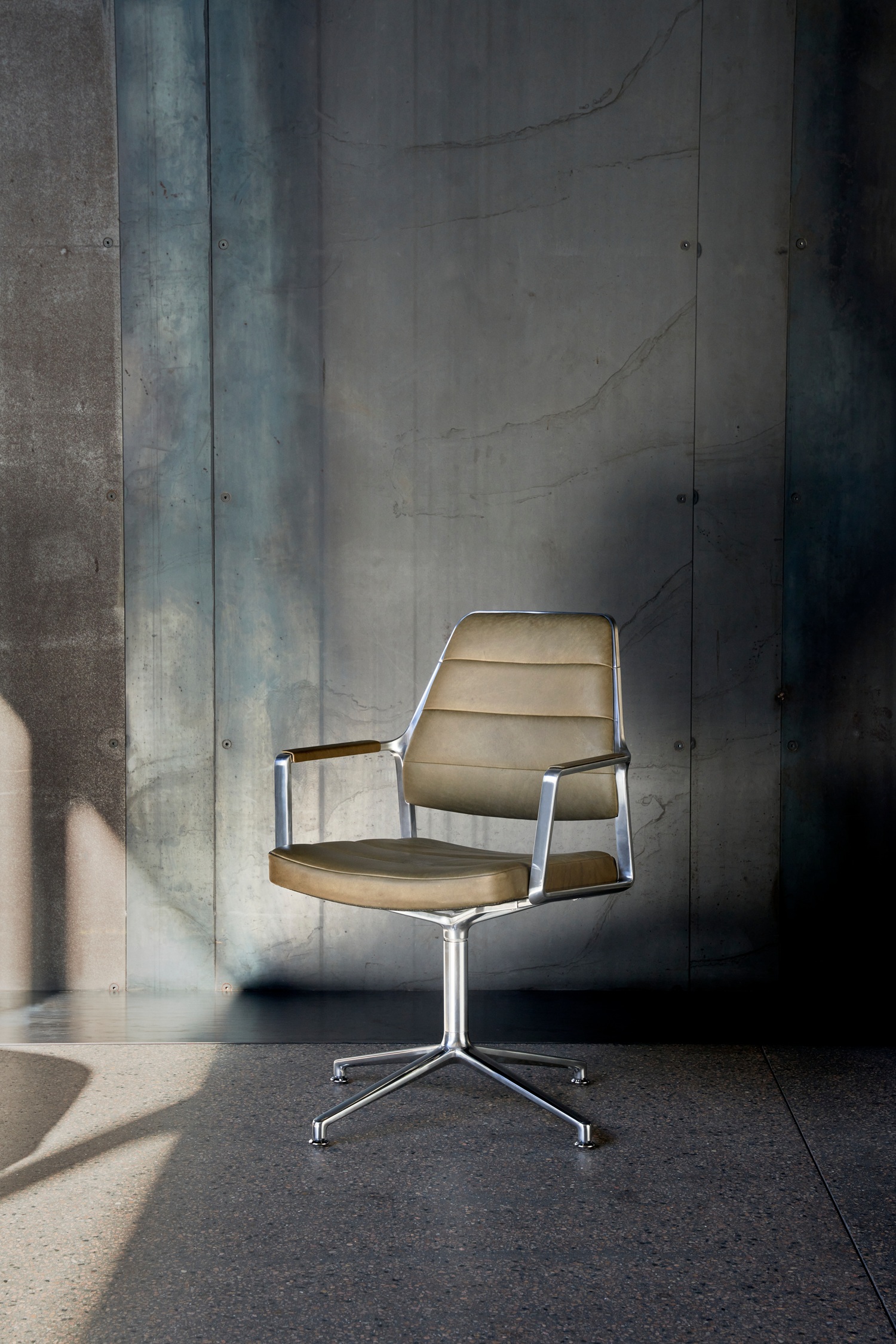 VIPP455 / VIPP 455 Swivel chair Siège pivotant Vipp