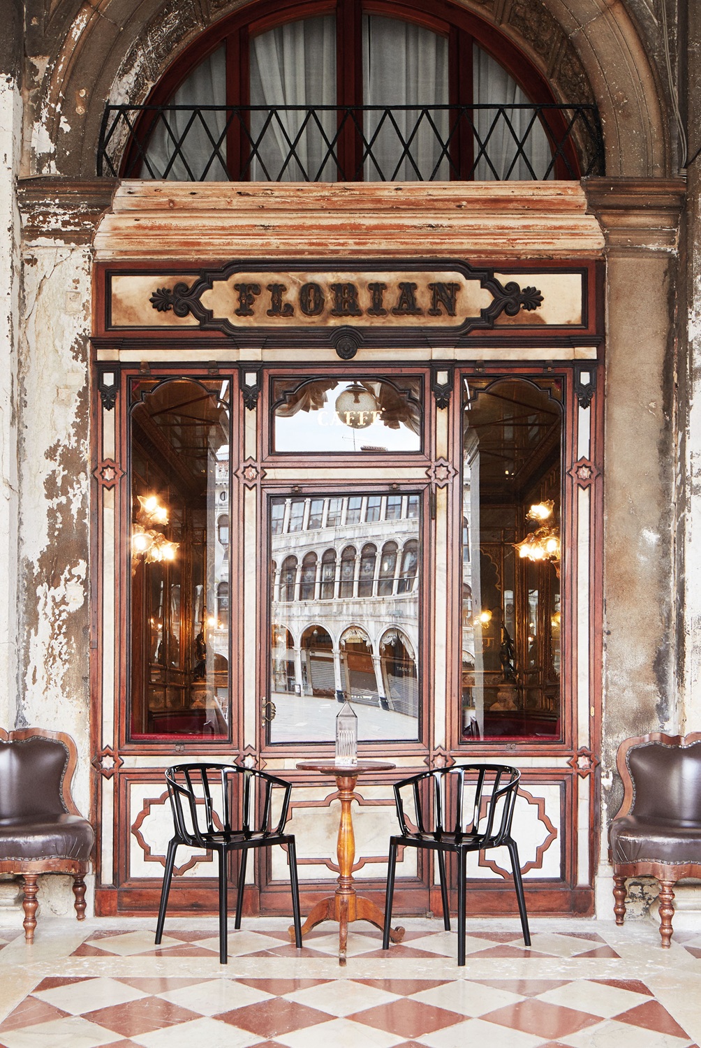 Venice Mat Chaise de Salle à Manger Kartell