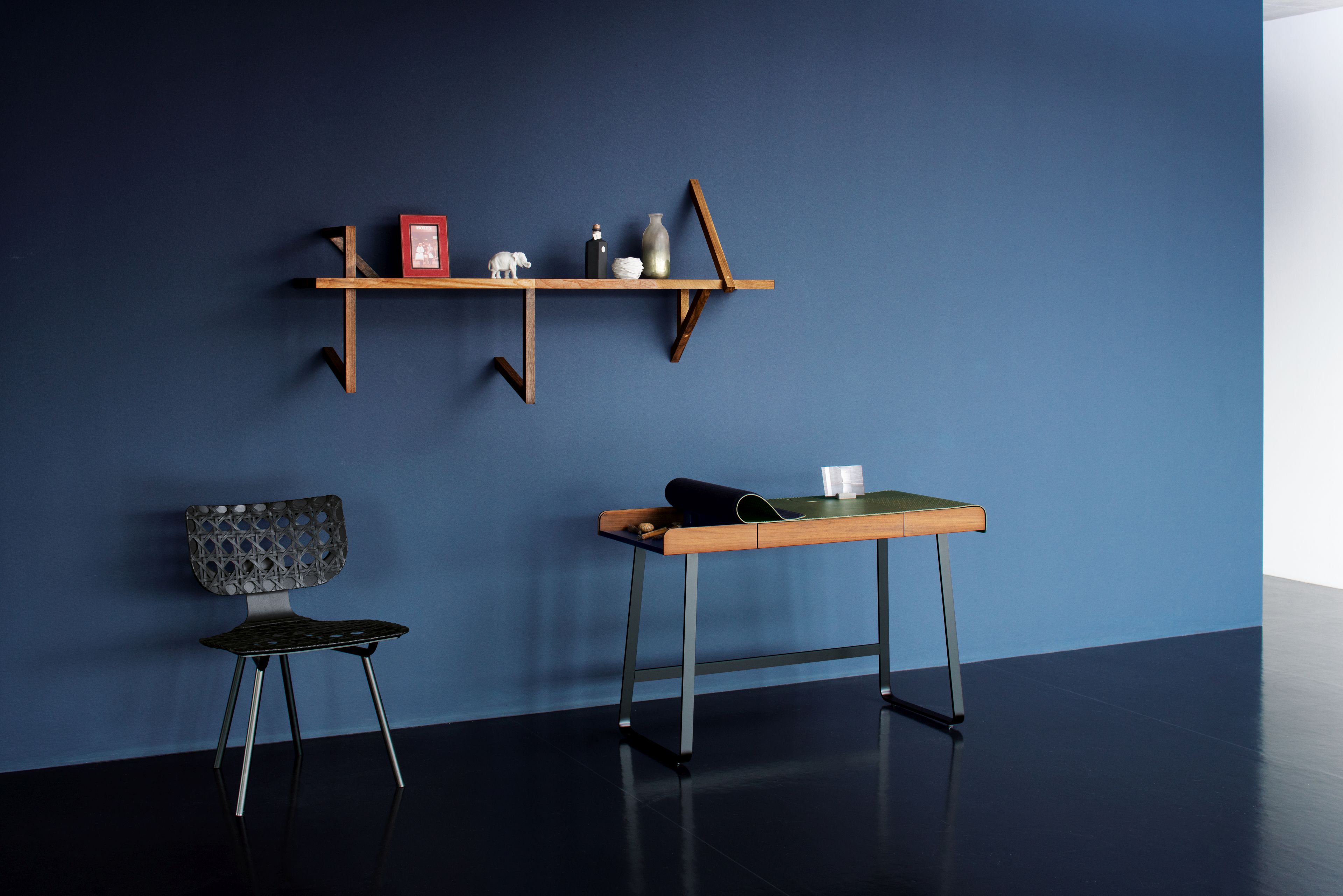 Taidgh étagère murale D ClassiCon