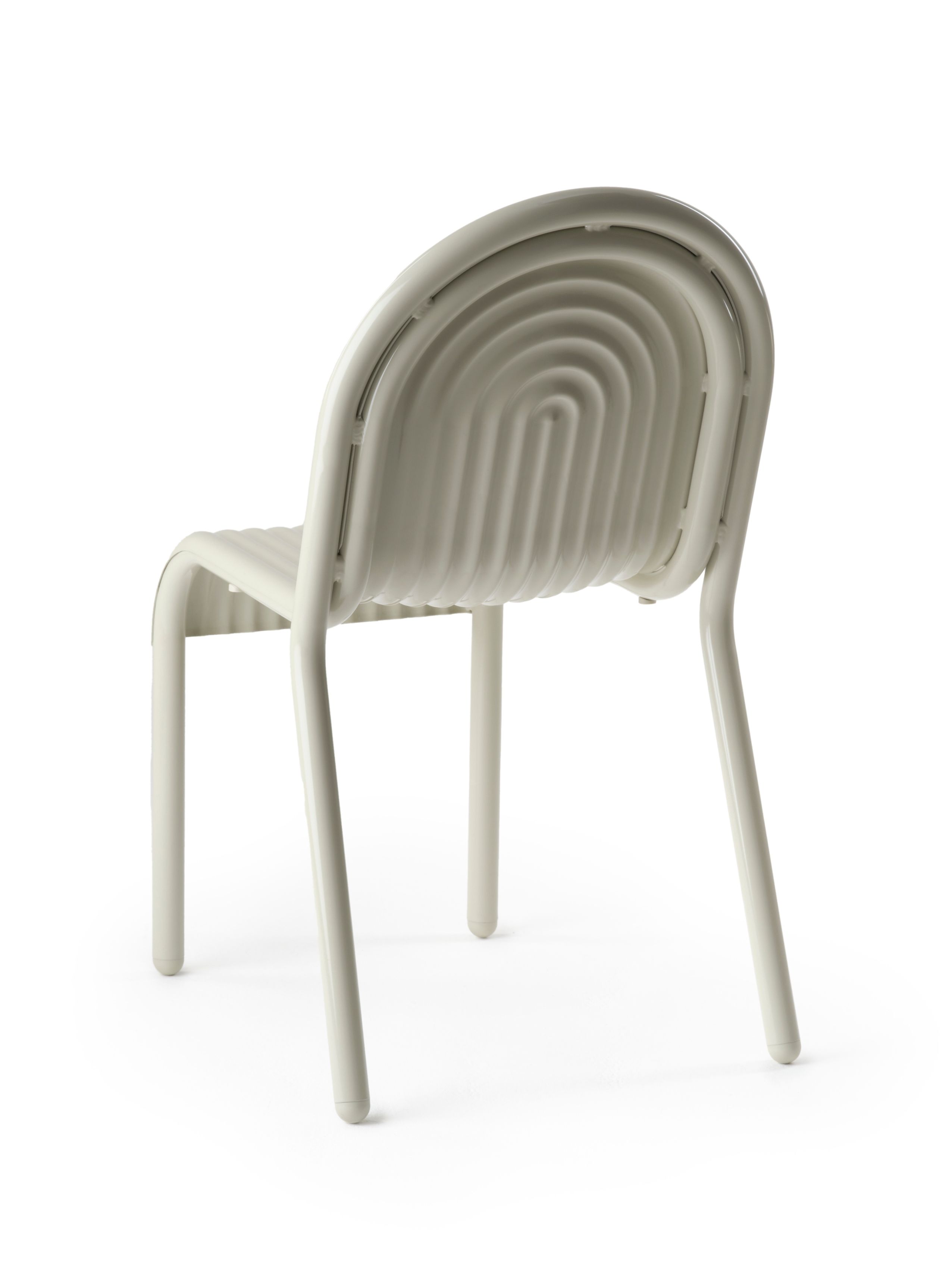 Groove Outdoor Chaise Putty Tom Dixon