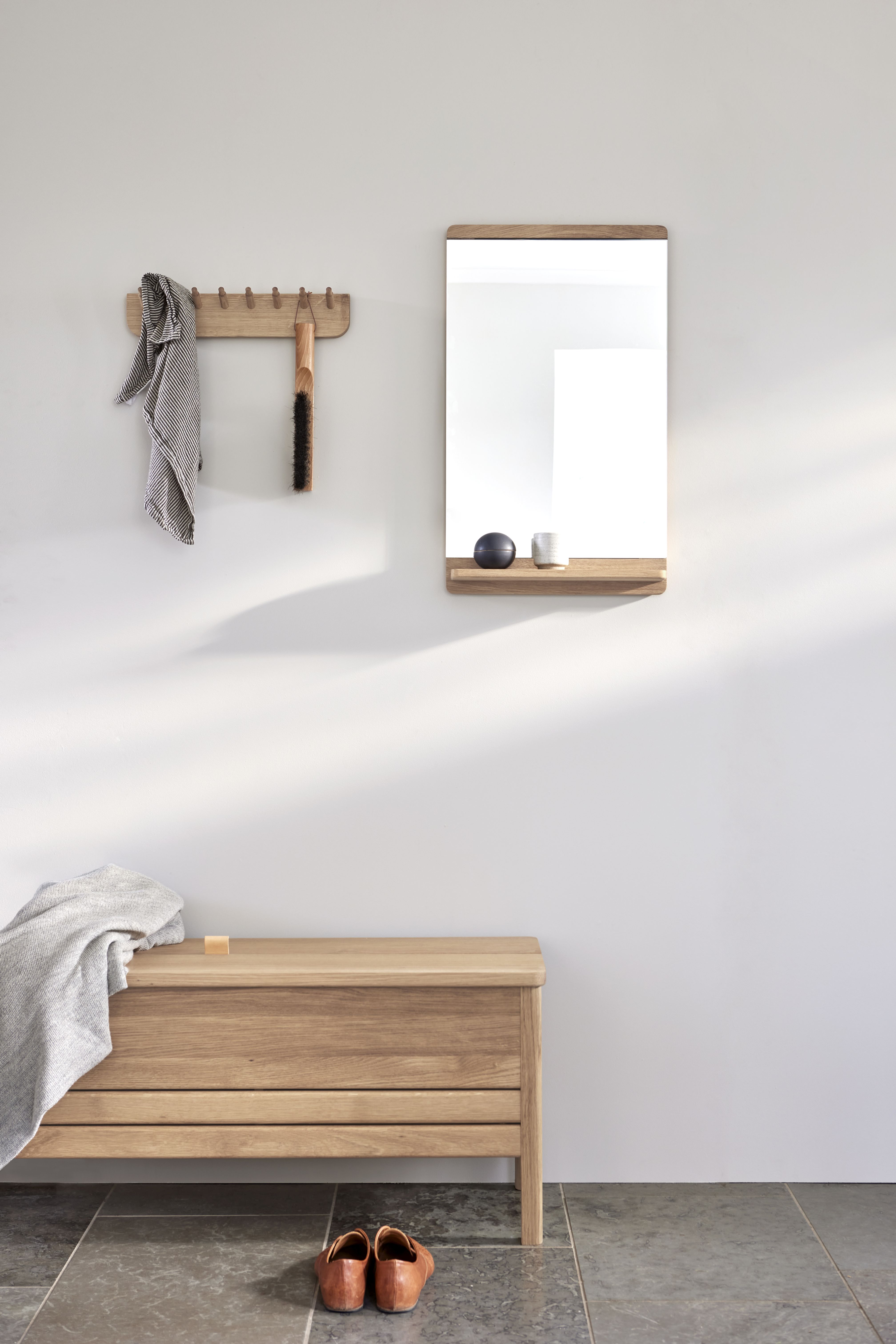 Rim miroir mural chêne Form & Refine
