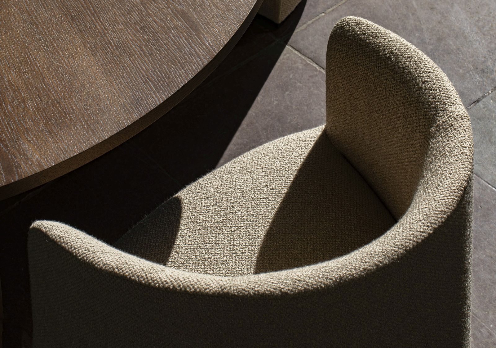 Tearoom Lounge Chair Fauteuil Audo Copenhagen  Tearoom Lounge Chair Fauteuil Audo Copenhagen