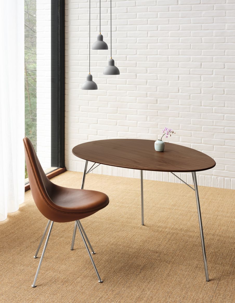 Egg Table Fritz Hansen  