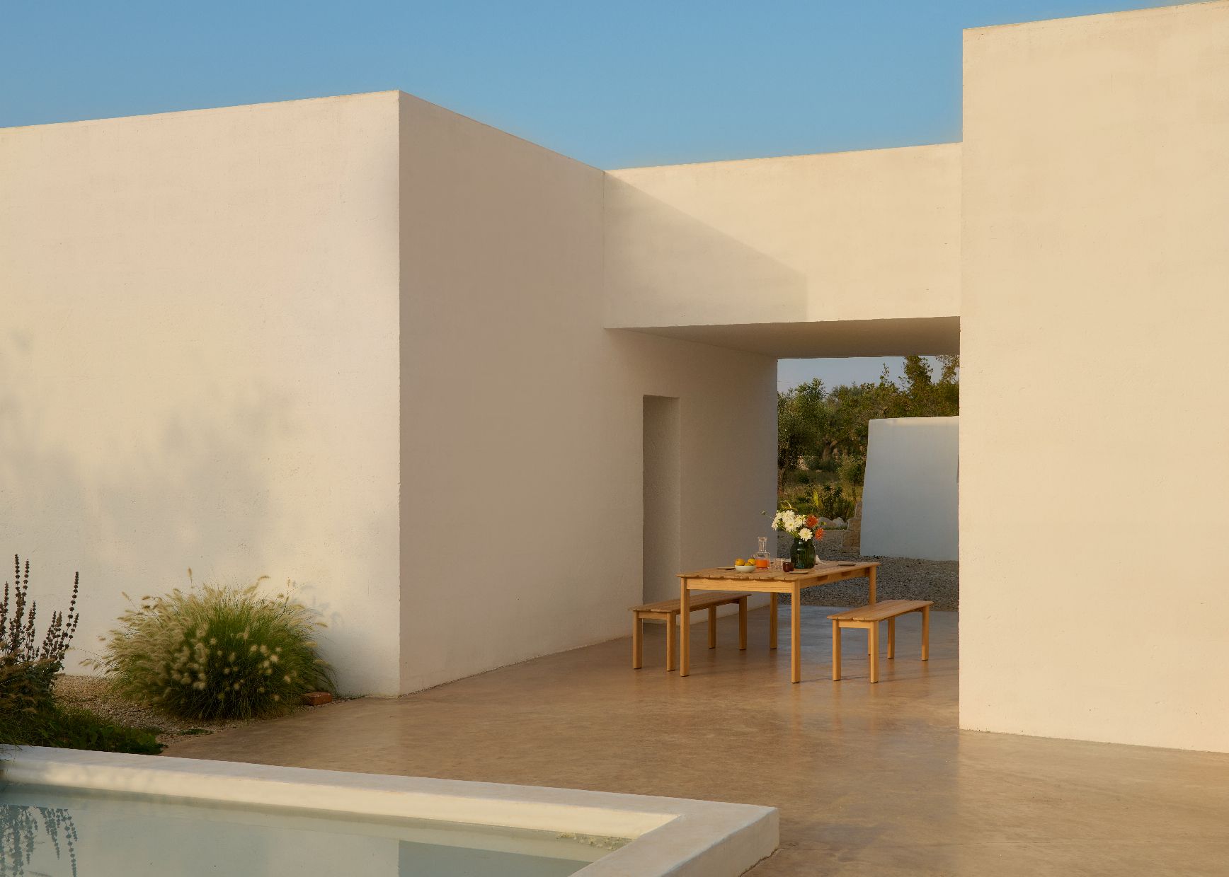 Assemble Bench Banc Teck Outdoor Muuto