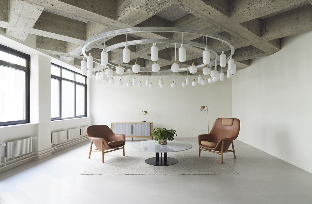 Drape Fauteuil lounge haut avec Appuie-tête Normann Copenhagen
